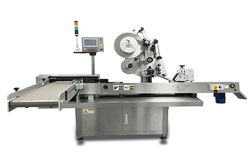 Horizontal labeling machines